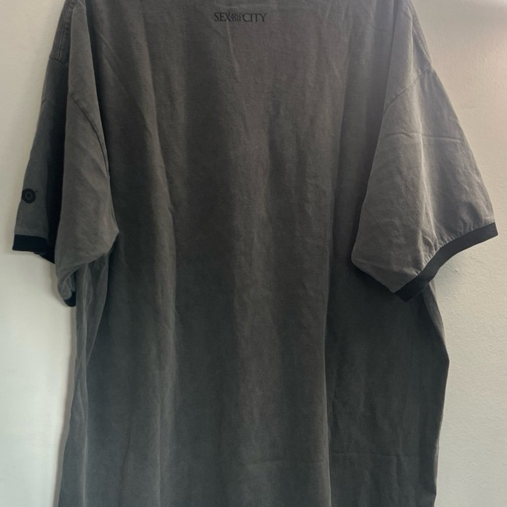 Mr. Big Gray Women's Short Sleeve Tee Sex in the City Merch 90s HBO rare vintage - Picture 4 of 6